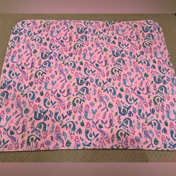 Lilly Pulitzer Pink and Blue Paisley Blanket - Picture 2 of 3